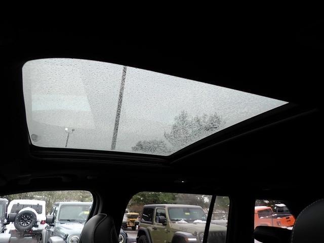 new 2025 Jeep Grand Cherokee car, priced at $47,317