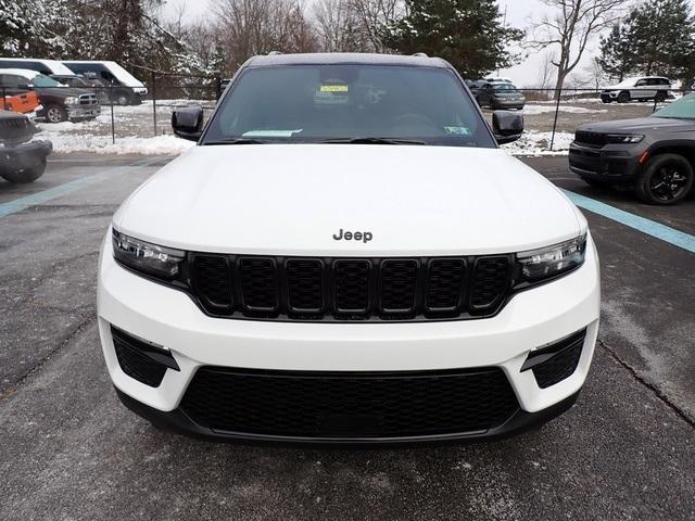 new 2025 Jeep Grand Cherokee car, priced at $47,317