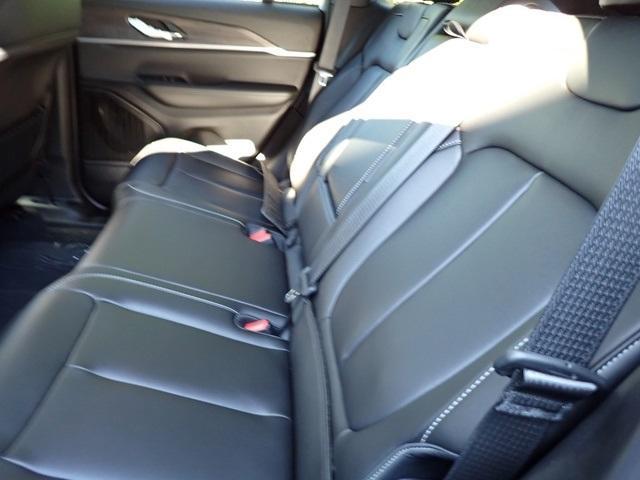 new 2025 Jeep Grand Cherokee car, priced at $43,268