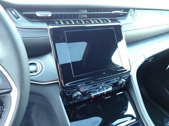 new 2025 Jeep Grand Cherokee L car, priced at $43,668