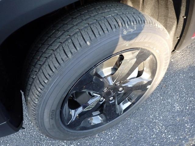 new 2025 Jeep Grand Cherokee L car, priced at $43,668