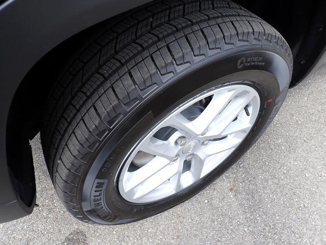 new 2025 Jeep Grand Cherokee L car, priced at $33,974