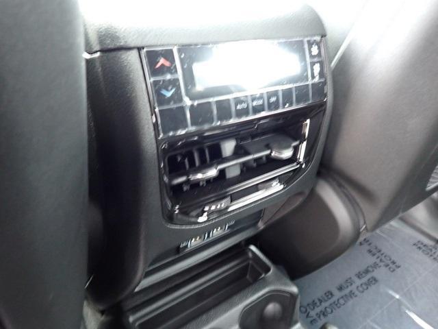 new 2025 Jeep Grand Cherokee L car, priced at $33,974