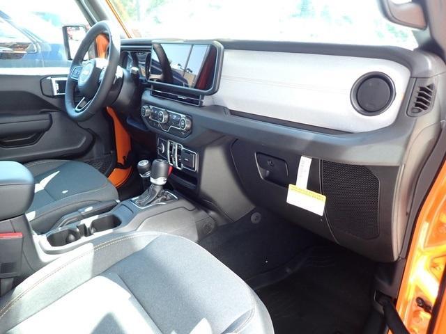 new 2025 Jeep Wrangler car, priced at $45,428