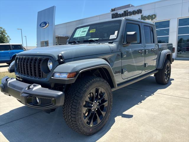 new 2024 Jeep Gladiator car, priced at $44,275