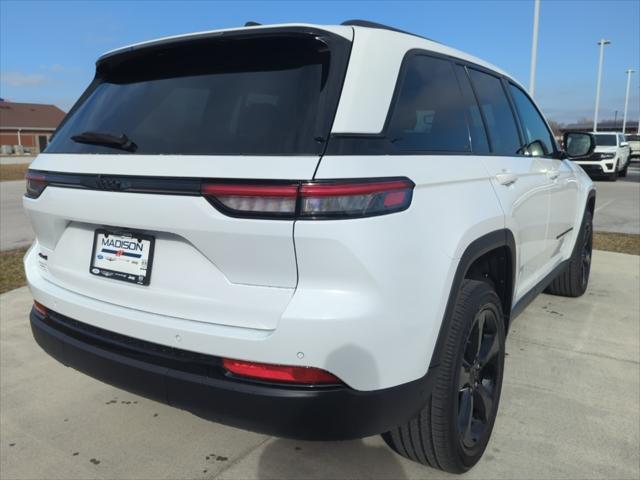 new 2024 Jeep Grand Cherokee car, priced at $45,944