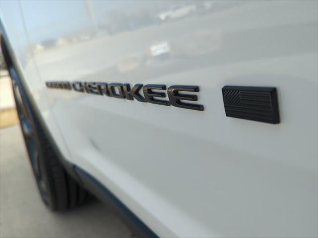 new 2024 Jeep Grand Cherokee car, priced at $49,330