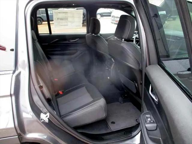 new 2025 Jeep Grand Cherokee car, priced at $41,813