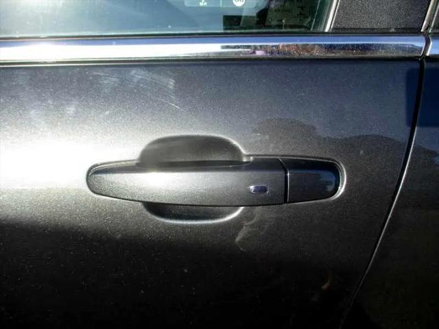 used 2021 Chevrolet Equinox car, priced at $9,860
