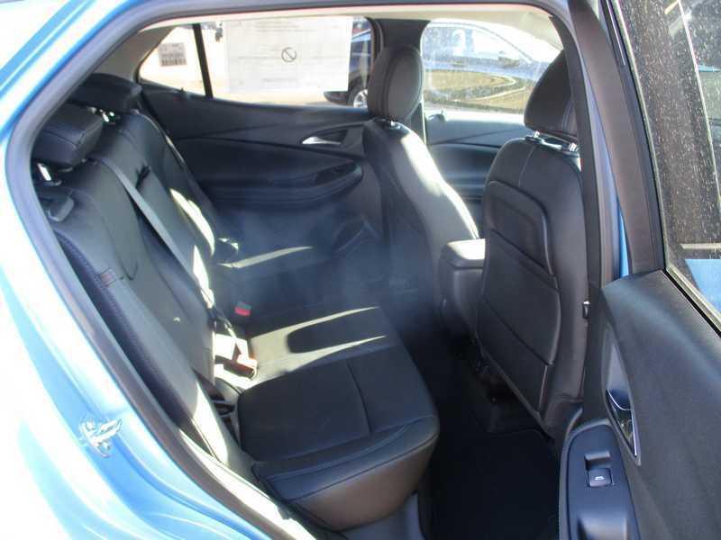 new 2025 Buick Encore GX car, priced at $29,390