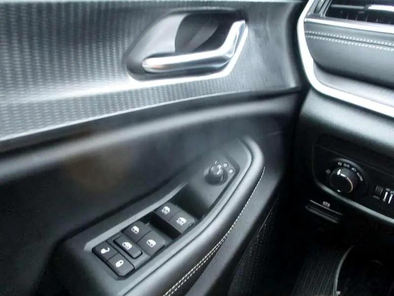 new 2025 Jeep Grand Cherokee L car, priced at $46,135