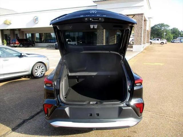 new 2025 Buick Envista car, priced at $27,915