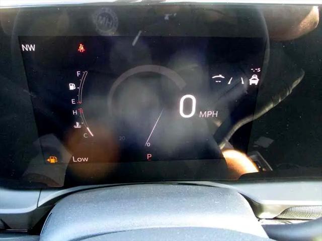 new 2025 Buick Envista car, priced at $31,625