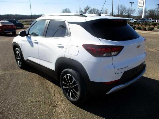 new 2025 Chevrolet TrailBlazer car, priced at $28,765