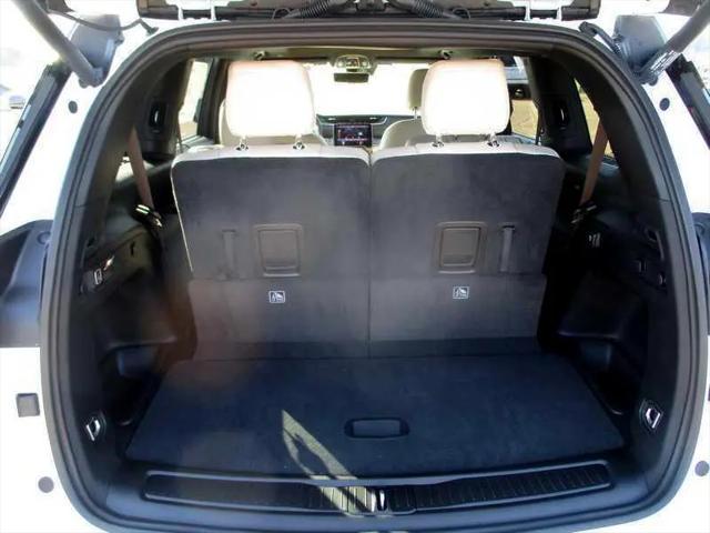 new 2025 Jeep Grand Cherokee L car, priced at $52,440