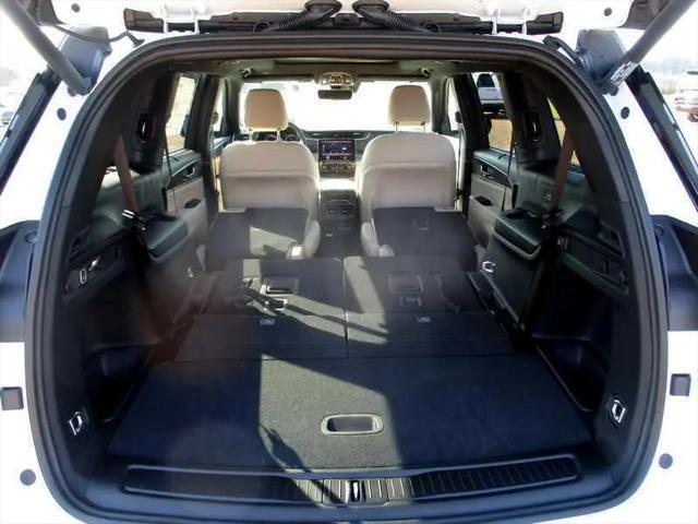 new 2025 Jeep Grand Cherokee L car, priced at $52,440