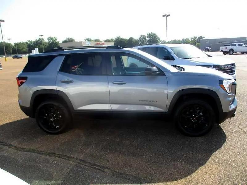 new 2026 GMC Terrain car, priced at $35,030