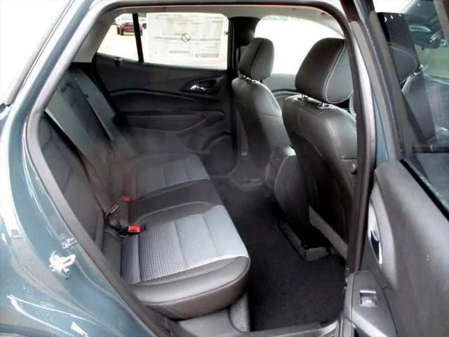 new 2025 Chevrolet Trax car, priced at $25,525