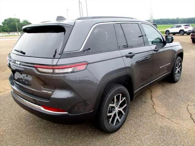 new 2025 Jeep Grand Cherokee car, priced at $45,274