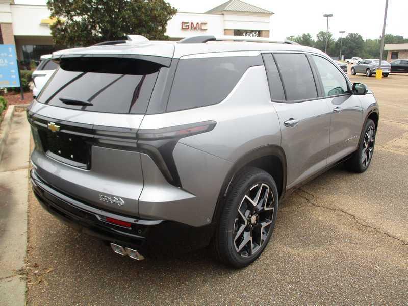 new 2026 Chevrolet Traverse car, priced at $56,218