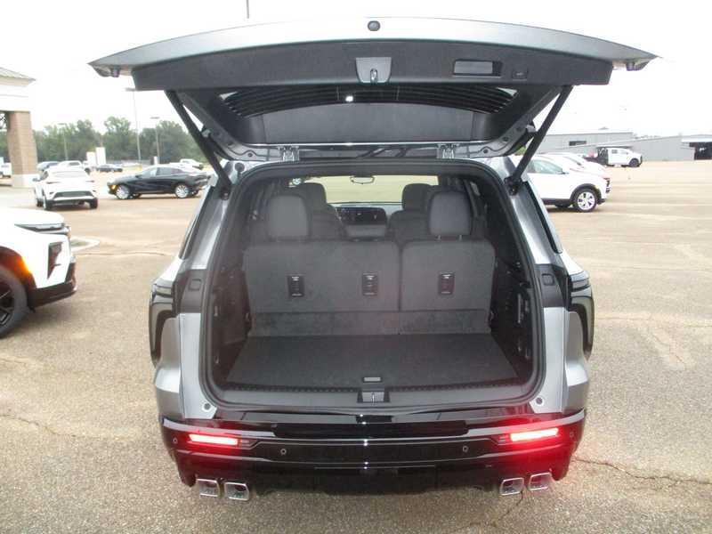 new 2026 Chevrolet Traverse car, priced at $56,218