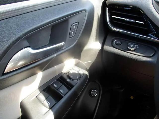 new 2025 Buick Envista car, priced at $31,625
