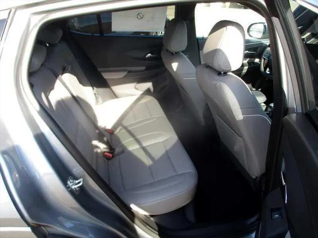 new 2025 Buick Envista car, priced at $31,625