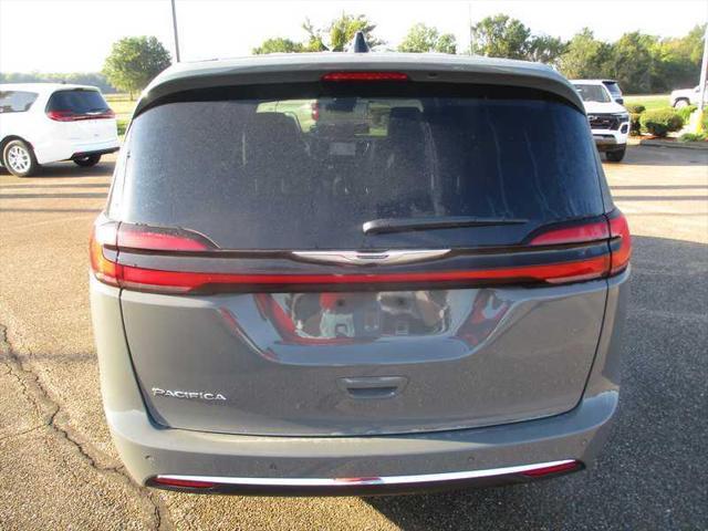 new 2025 Chrysler Pacifica car, priced at $44,215