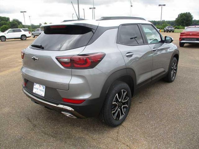 new 2025 Chevrolet TrailBlazer car, priced at $32,225