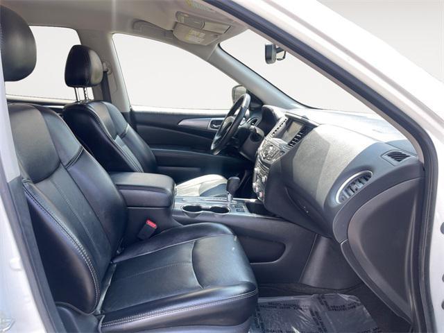 used 2020 Nissan Pathfinder car, priced at $16,977