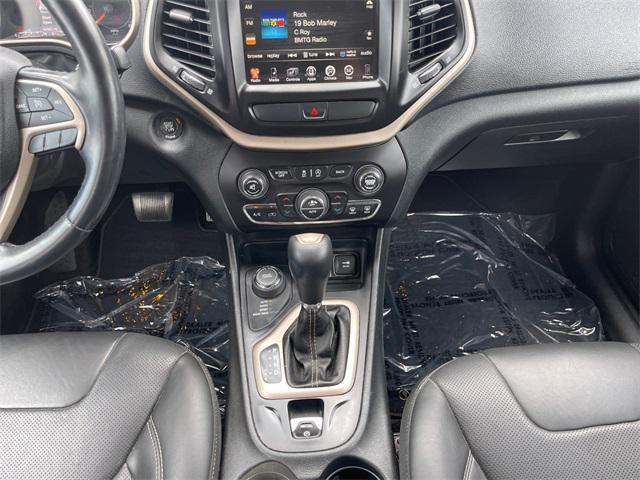 used 2015 Jeep Cherokee car, priced at $15,977