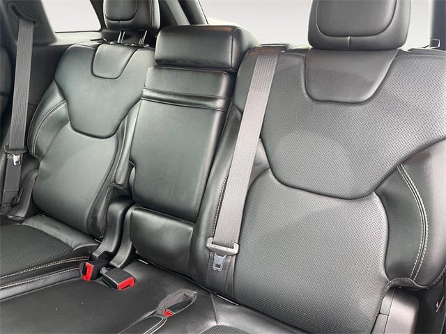 used 2015 Jeep Cherokee car, priced at $15,977
