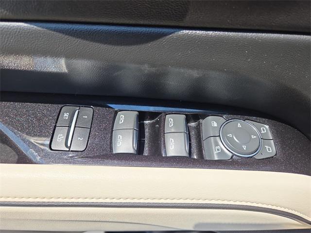 used 2021 Cadillac Escalade ESV car, priced at $60,477