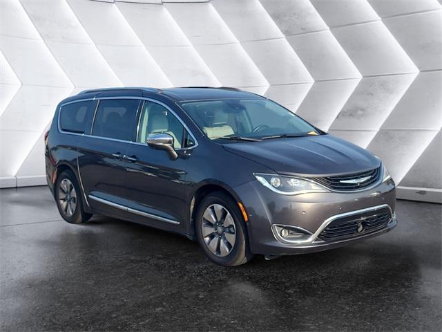 used 2018 Chrysler Pacifica Hybrid car, priced at $20,277