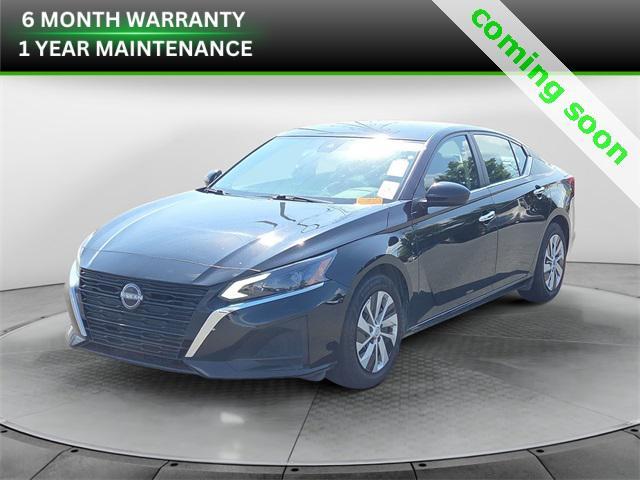used 2023 Nissan Altima car