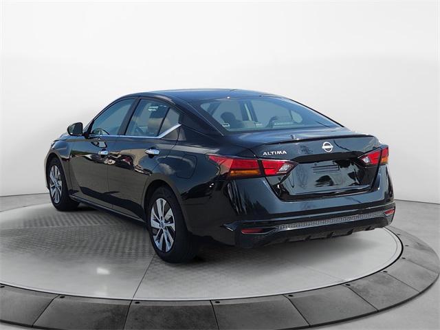 used 2023 Nissan Altima car