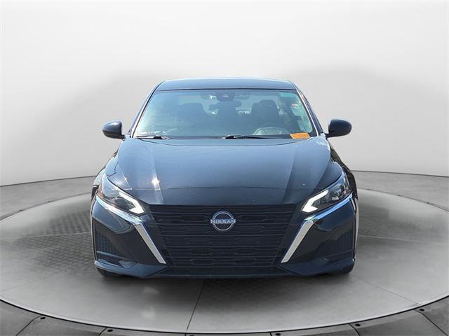 used 2023 Nissan Altima car