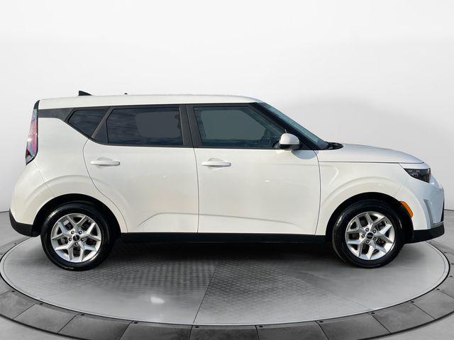used 2024 Kia Soul car, priced at $16,977