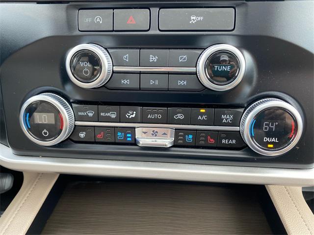 used 2024 Ford Expedition car, priced at $58,477