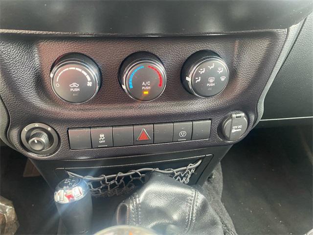 used 2016 Jeep Wrangler Unlimited car, priced at $22,877