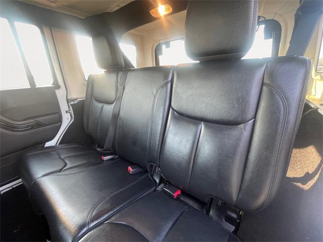 used 2015 Jeep Wrangler Unlimited car, priced at $23,977