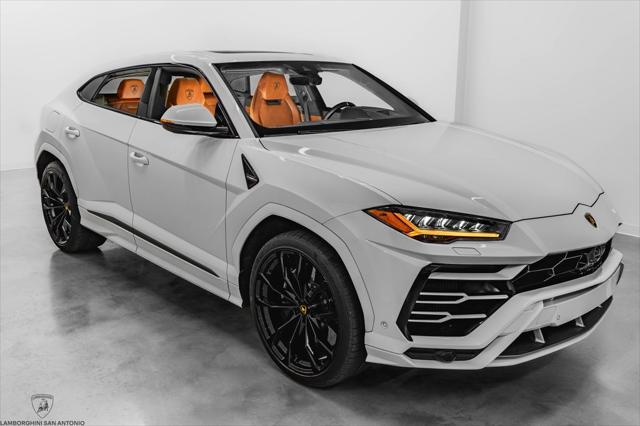 used 2022 Lamborghini Urus car, priced at $221,999