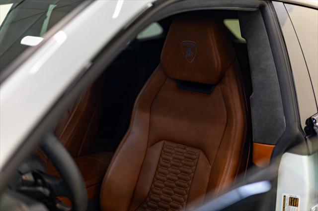 used 2021 Lamborghini Urus car, priced at $184,928