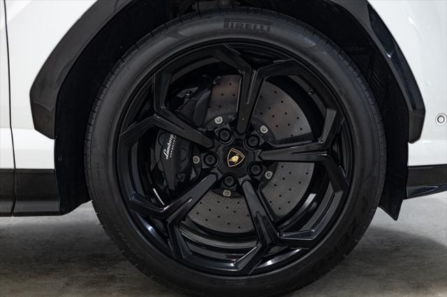 used 2021 Lamborghini Urus car, priced at $184,928