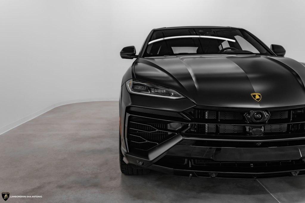 used 2025 Lamborghini Urus car, priced at $345,281