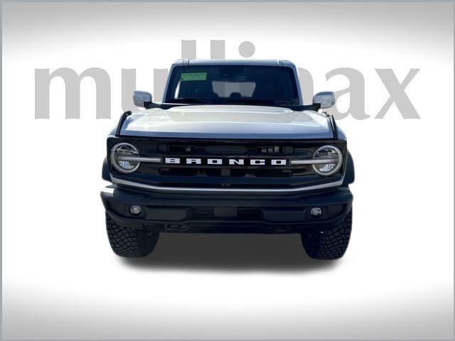 new 2024 Ford Bronco car, priced at $55,432