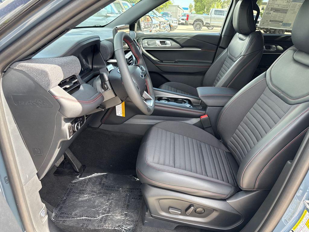 new 2025 Ford Explorer car, priced at $44,651