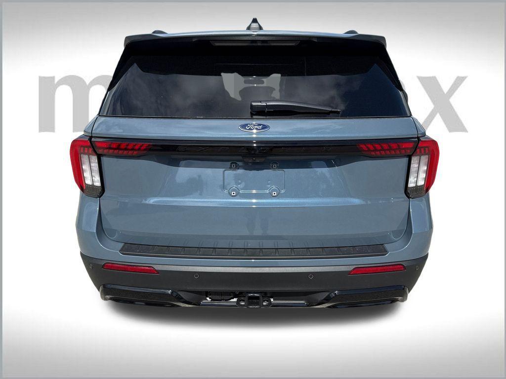 new 2025 Ford Explorer car, priced at $44,651