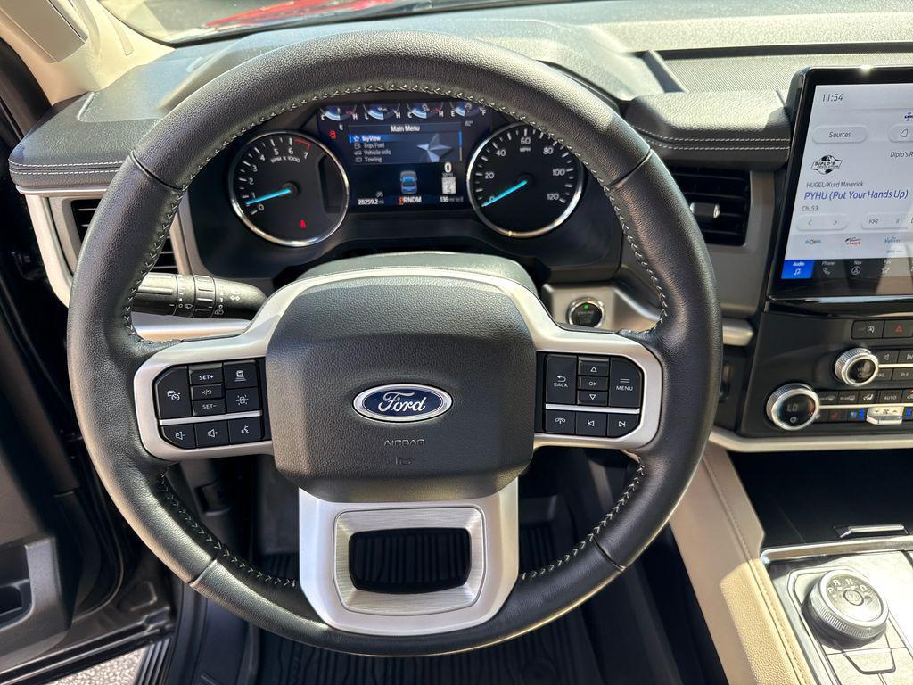 used 2024 Ford Expedition car, priced at $53,900