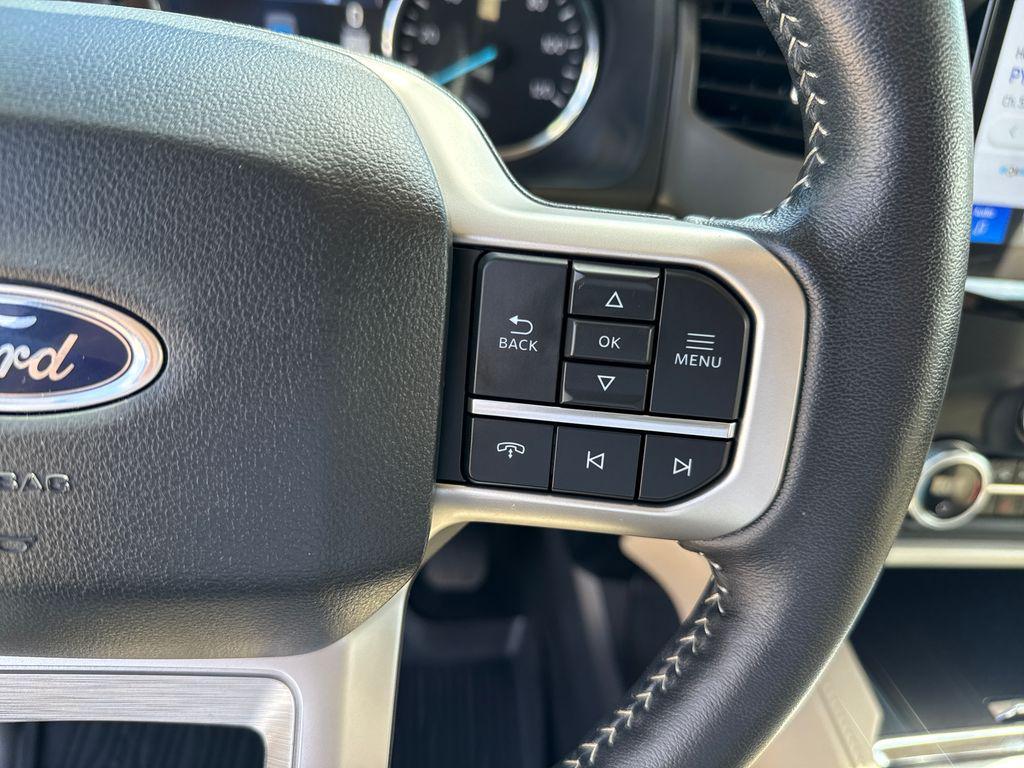 used 2024 Ford Expedition car, priced at $53,900